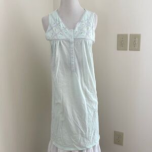 Secret treasures sleepwear mint green sleeveless size women’s medium 8/10